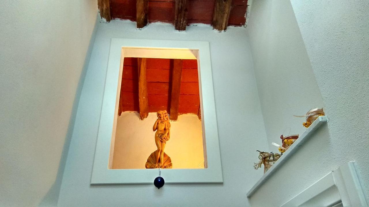 مبيت وإفطار لوكا Le Rondini Di San Donato المظهر الخارجي الصورة