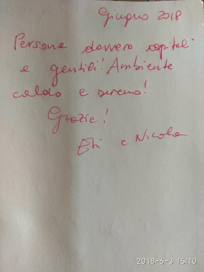 مبيت وإفطار لوكا Le Rondini Di San Donato المظهر الخارجي الصورة